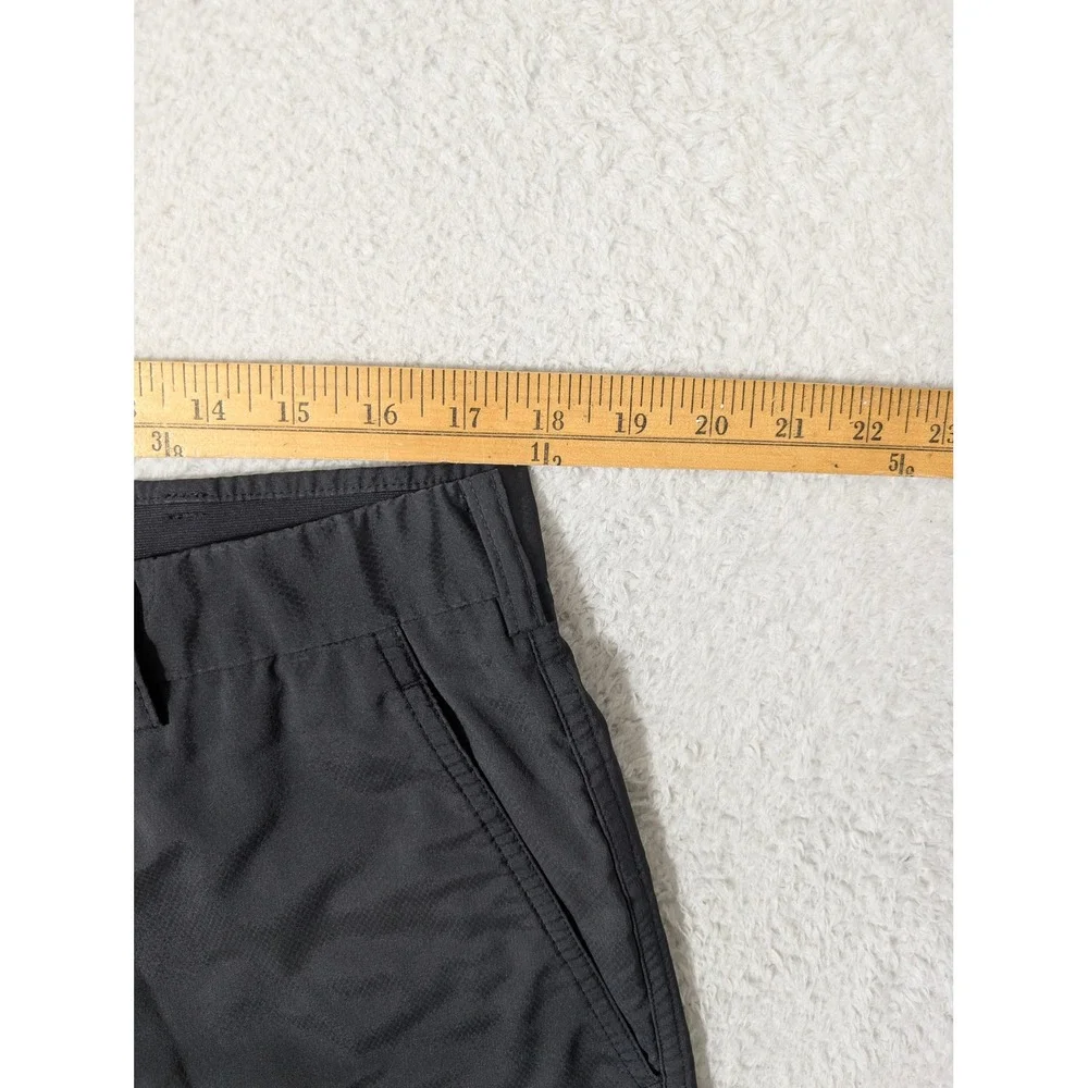 Nike Shorts Mens 36/10 Grip Waist Black Dry‎ Stretch Golf Performance 256645-010